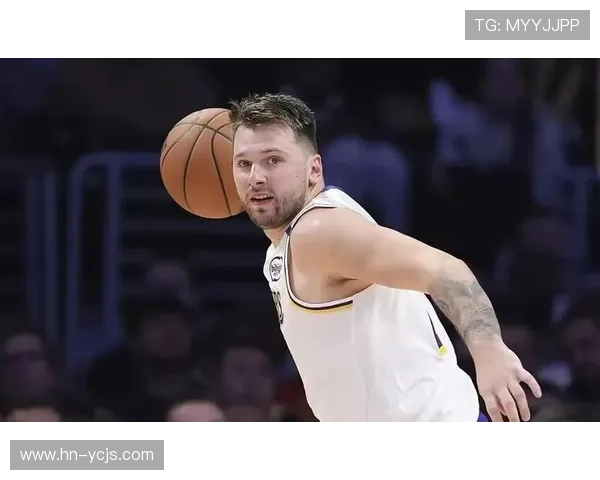 东契奇罚球失误遗憾错过赛季首场50分里夫斯无奈呼喊罚进一个啊